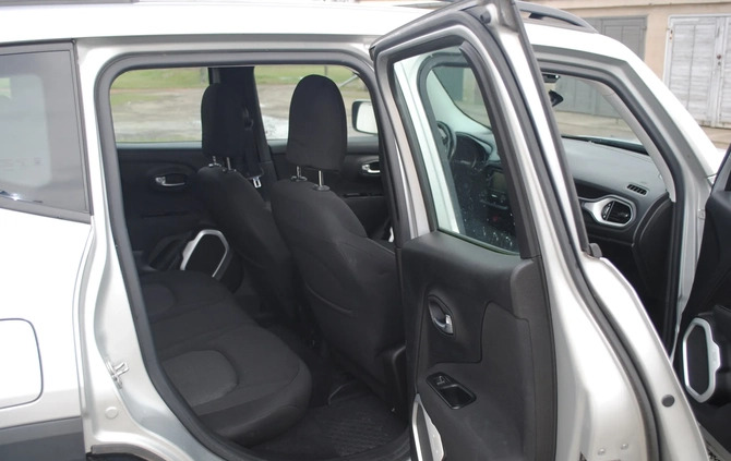 Jeep Renegade cena 45600 przebieg: 192000, rok produkcji 2014 z Słomniki małe 92